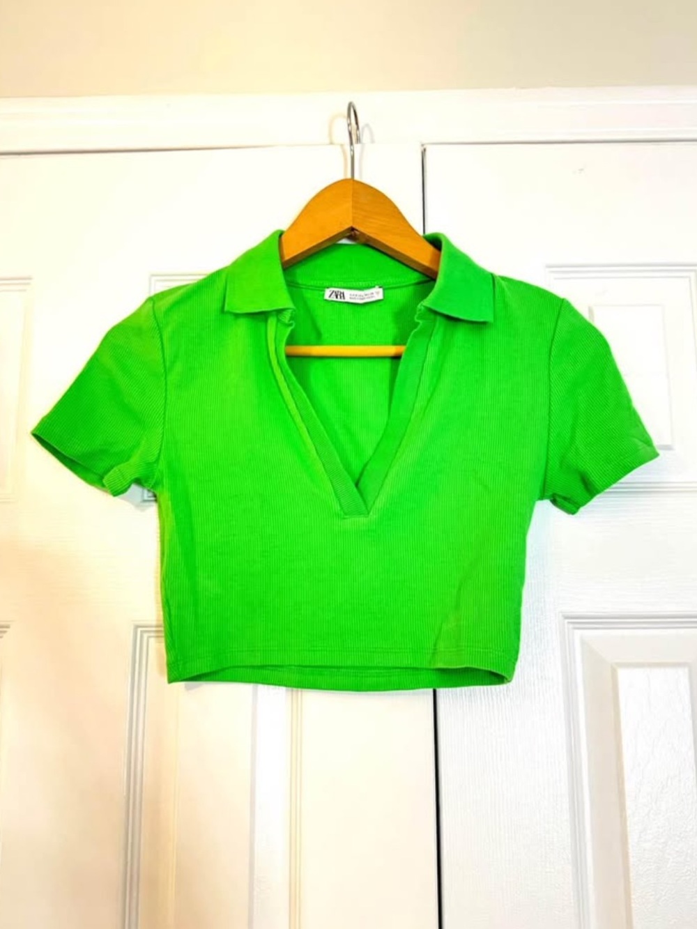 Zara Bright Lime Ribbed V-Neck Crop Polo